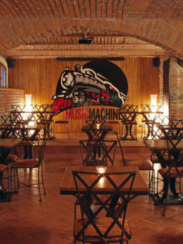 Hudební klub MUSIC MACHINE