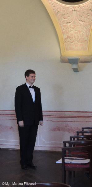 * Z DĚNÍ VE MĚSTĚ